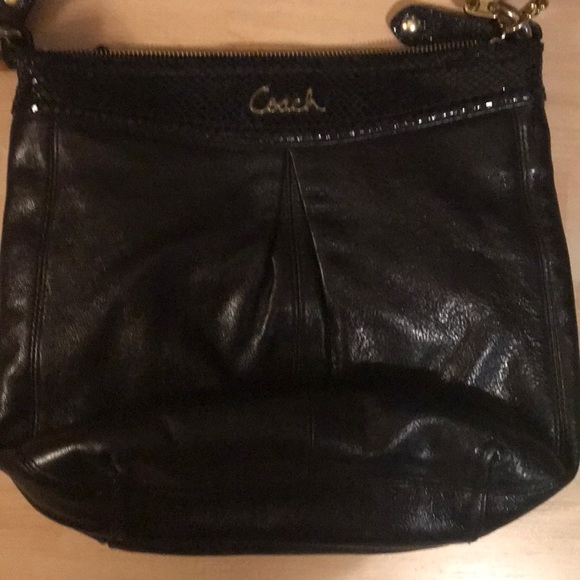 Coach purse - Picture 2 of 5